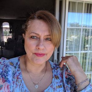 Meet your Posher, Mina